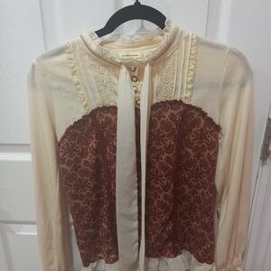 Elegant Cream Waist-fitting Blouse - Axes Femmes